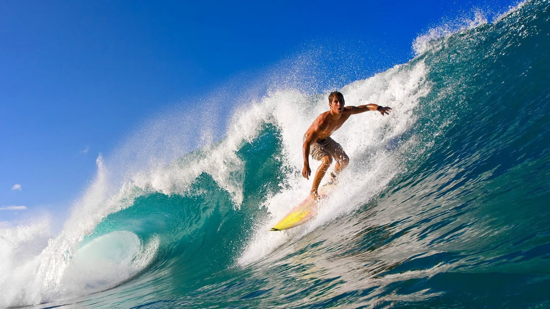 “飘移王者”盛宴：车手们的漂移技巧一览，如何玩漂移车